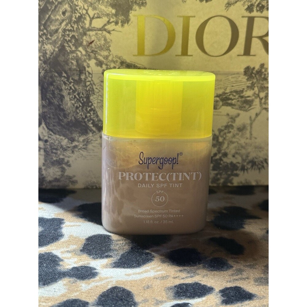 Supergoop Protec(tint) Daily Skin Tint SPF 50 - # 22W  35ml/NWOB